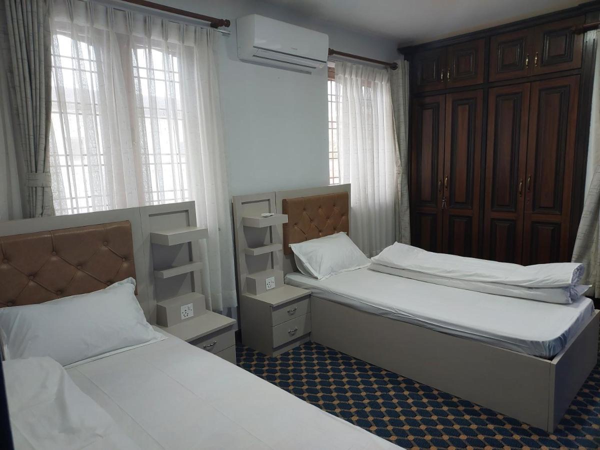 Nepal Christian Guest House ラリトプル エクステリア 写真